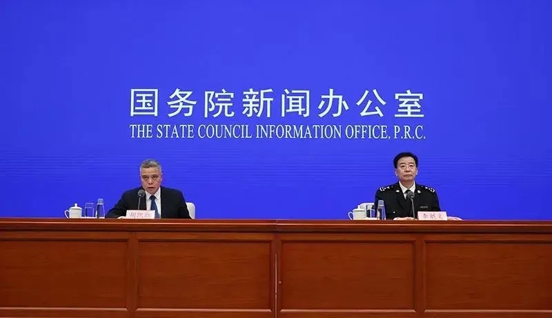 一季度我国货物贸易进出口总值同比下降6.4%，但3月出现了新情况