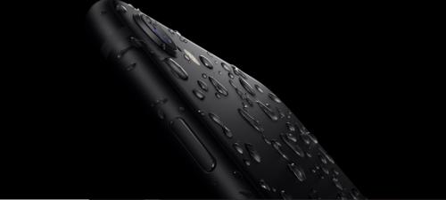 苹果新款iPhone SE发布！最大特点是便宜，网友集体吐槽…市值疫情以来缩水超万亿