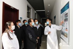 石泰峰调研科技创新工作并主持召开座谈会强调