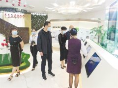 开发区：王文峰刘涛分别带队赴外地招商
