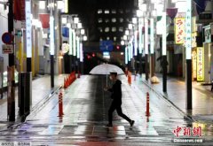 零售业遇寒冬、机场乘客大减，疫情重创日本这