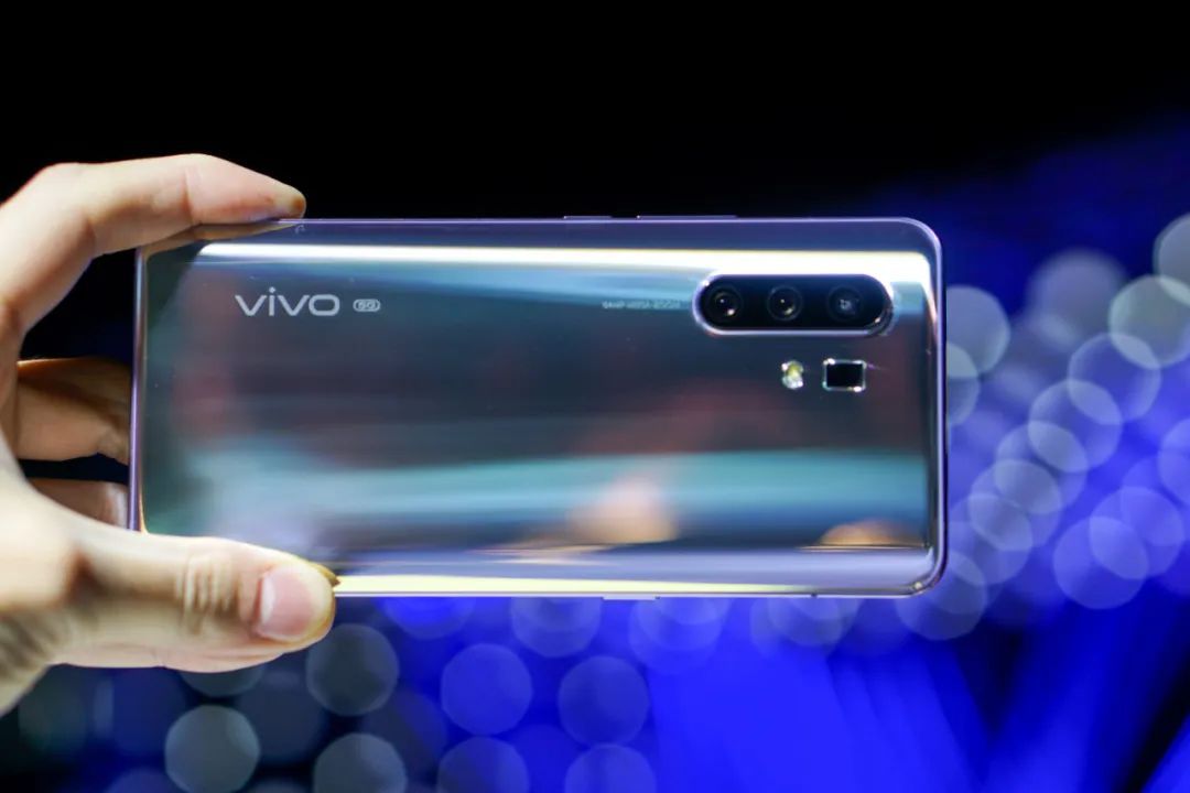 「二手值得买」vivo X30 Pro：不凑数，真四摄