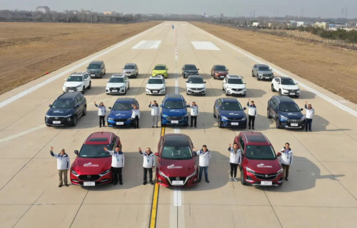 国产骄傲！盛瑞三代8AT荣获第三届世界十佳变速器荣誉称号