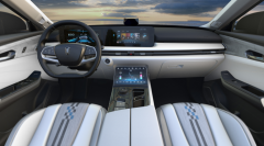 重构五感读懂用户，奔腾E01玩转“全感官”交互