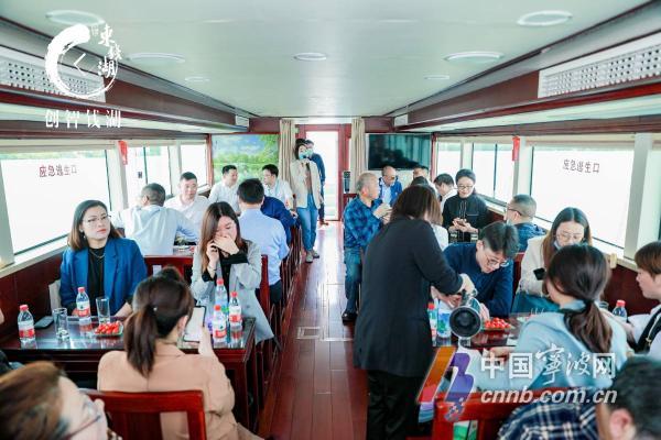 东钱湖水上旅游巴士一号线启航 单程每人30元