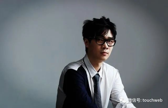 唐家三少挺阅文：呼吁给管理层时间 称不同阶段