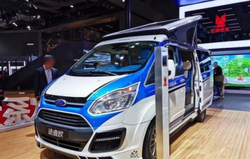 福特途睿欧核心聚变国六上市 成合资MPV高性价比之选