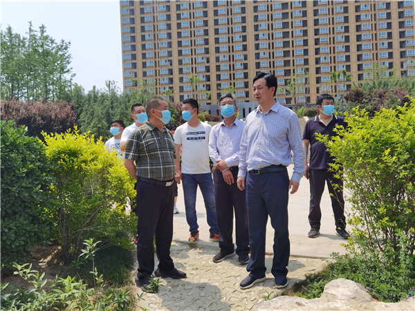 西华：“五一”假期不停歇 全县干部“奔跑”在一线