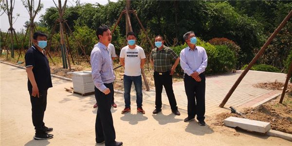 西华：“五一”假期不停歇 全县干部“奔跑”在一线