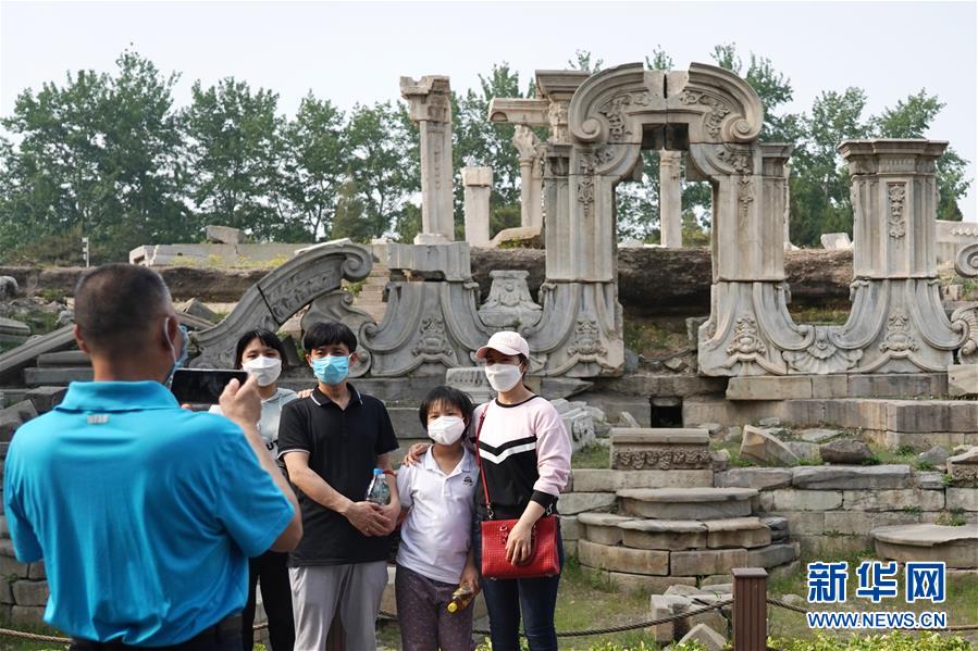 北京：“恢复”成“五一”假期关键词（组图）