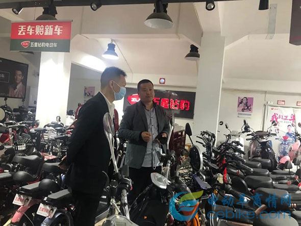 五星钻豹董事长王陆华深入市场