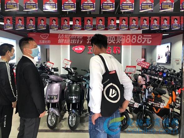 五星钻豹董事长王陆华深入市场