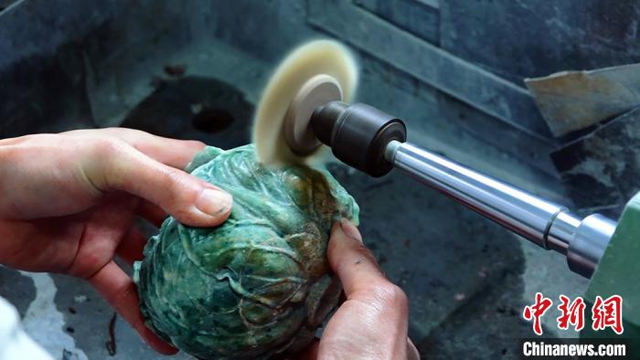 甘肃千年“鸳鸯玉雕”技艺:以“杯”促“薪”留乡土人才