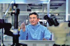 记西北工业大学苑伟政科研团队