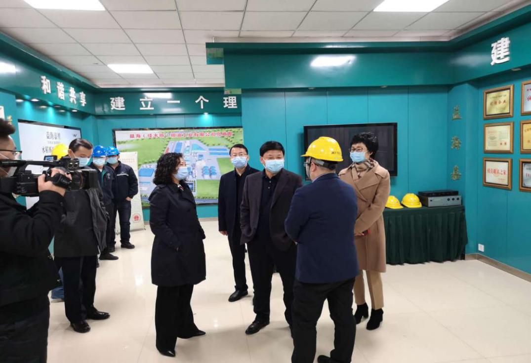 佳木斯市领导集中调研工业企业——“生产线”上为企纾困解难