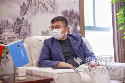 华中地区首家专业品牌研究机构东湖品牌研究院正式揭牌
