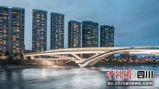 成都五岔子大桥&龙湖·世纪峰景实拍 成都五岔子大桥&龙湖·世纪峰景实拍