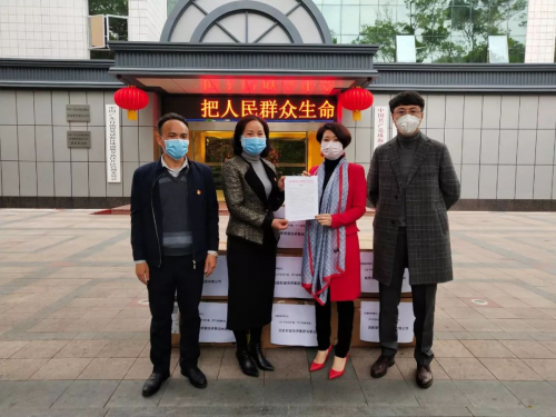 不断践行大爱 史维学坚持慈善公益