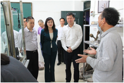 德阳市教育局考察团到广元职高考察交流