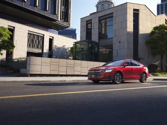 行业首款标配手机NFC车钥匙，秦Pro超越版5月20日刷新中级家轿颜智新体验！