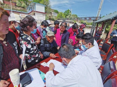 兰州市七里河区医保局赴西果园镇开展政策培训和慢病排查工作