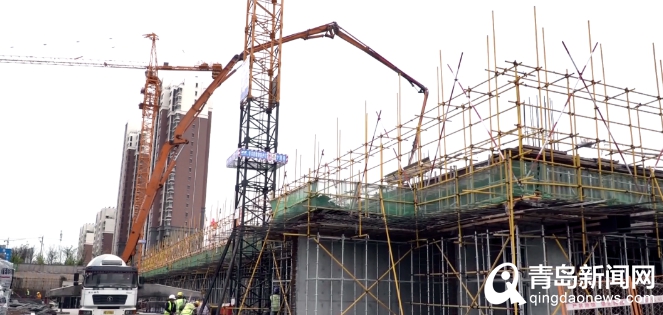 红岛汇科技金融中心全速推进建设 目标年底封顶