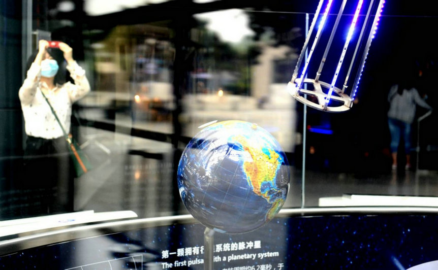 北京天文馆今日恢复开放，每日预约限额1600人