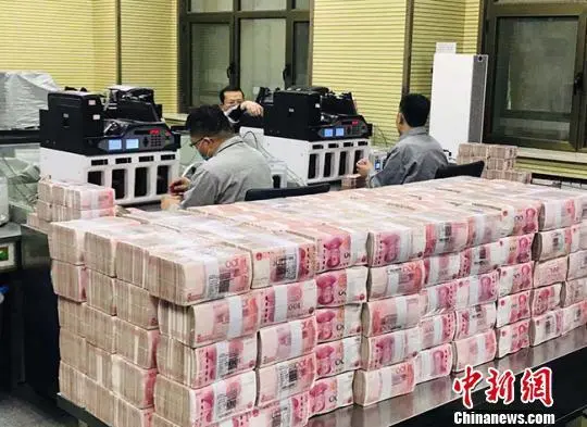 全国平均工资出炉！6大行业年薪超10万元，你呢？