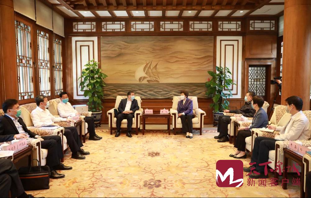 视频 | 孙立成到清华大学就推进双方全面战略合作进行座谈交流