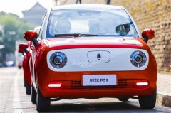 Lisa当妮直播首秀 人间芭比越舞越香的秘密