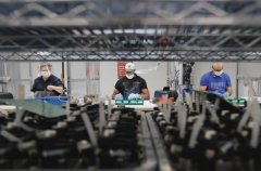 美工业生产创逾百年最大降幅 凸显经济衰退程度