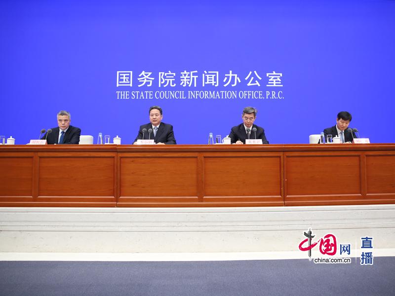 国务院新闻办就加快建设交通强国、推动交通运