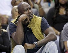 林书豪分享NBA大佬趣事：乔丹喷裁判，科比骂队