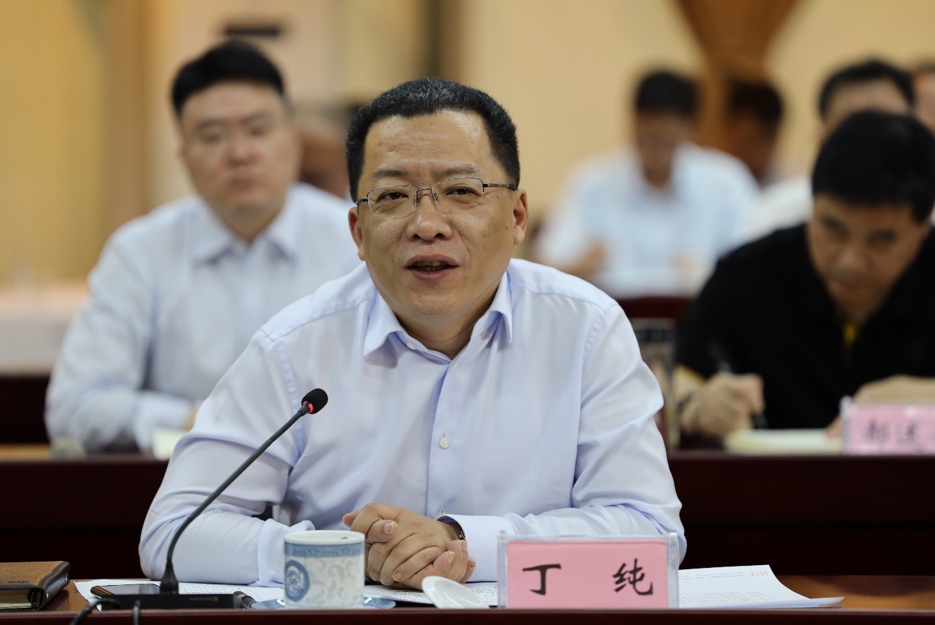 铜陵市党政代表团来校调研交流