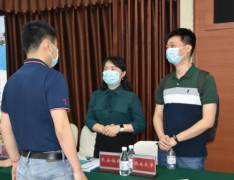 为企业和高校搭桥 重庆两江新区举办人才供需对