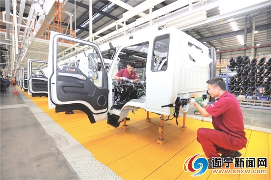 1-4月我市五大优势产业“挑大梁”