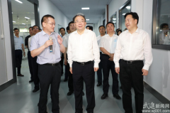 省人大常委会领导调研我区先进制造业