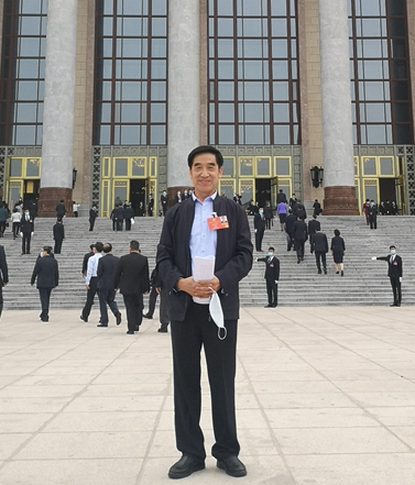 杨忠岐委员：我国应发展生漆产业助力脱贫攻坚