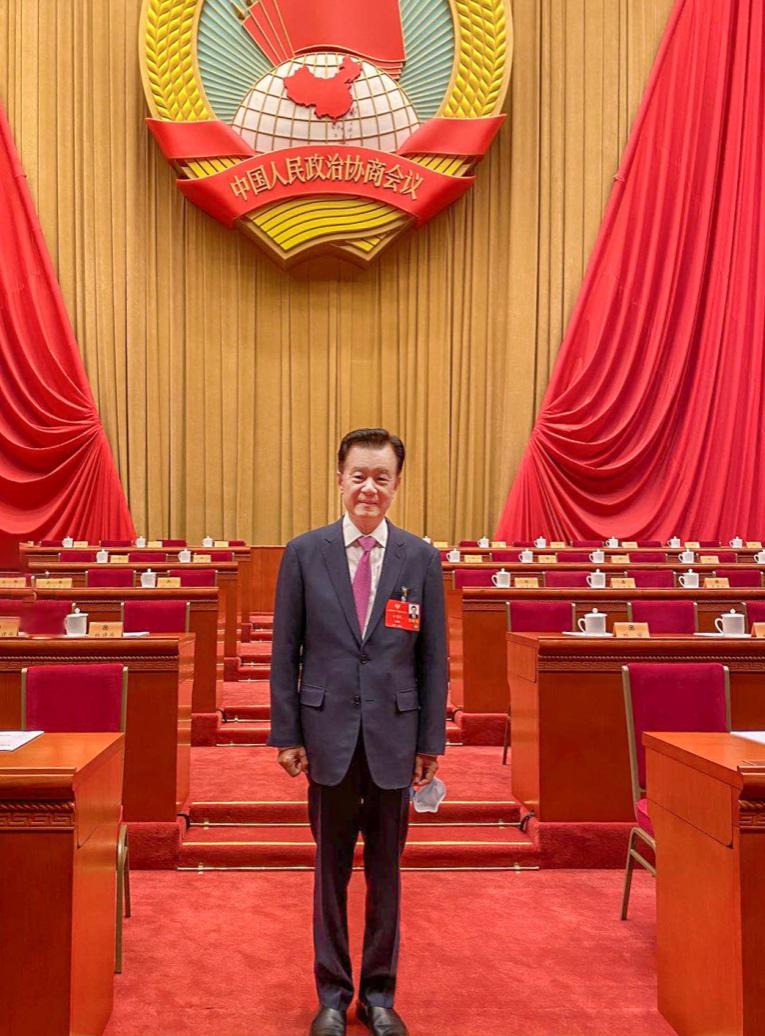 许荣茂委员建议：支持科技企业、公益组织参与基层医院建设