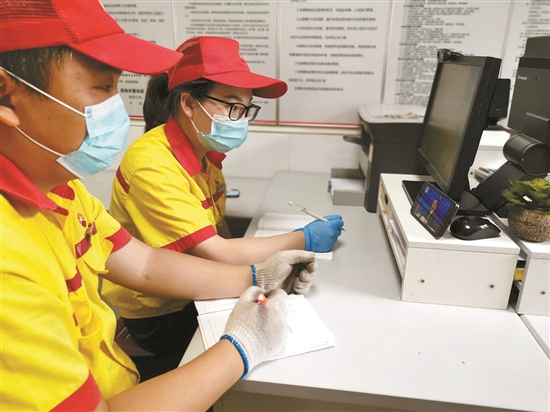 百万石油人热议两会共推企业发展