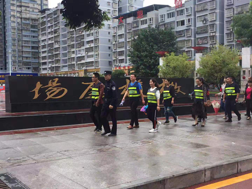 开江县公安局西城派出所大力推进平安类社会组织建设