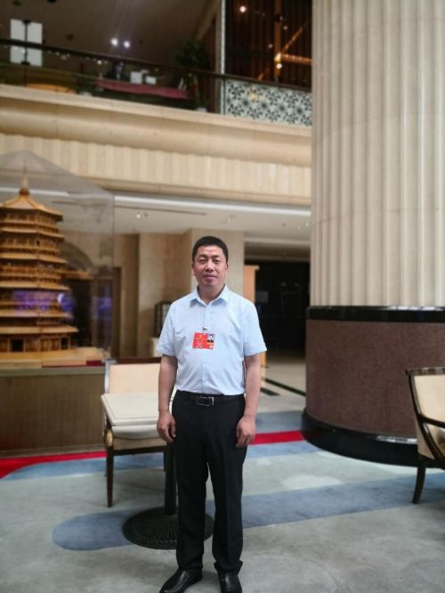 全国人大代表赵平1