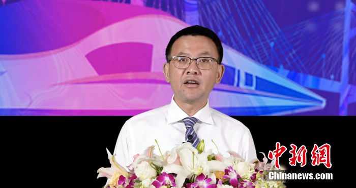 中国防水协会会长、东方雨虹董事长李卫国 中国防水协会会长、东方雨虹董事长李卫国