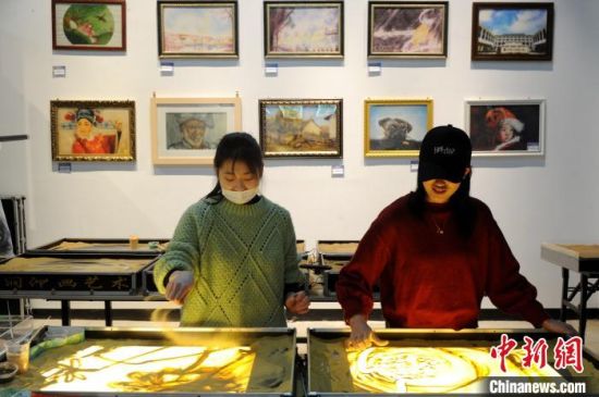 沙画兴起 福建漳州成产业聚集地
