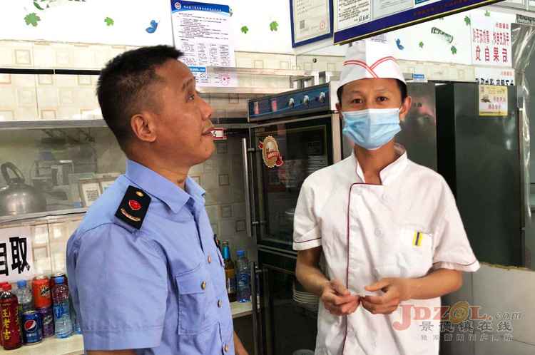 市市场监管局持续深入推进五小行业整治