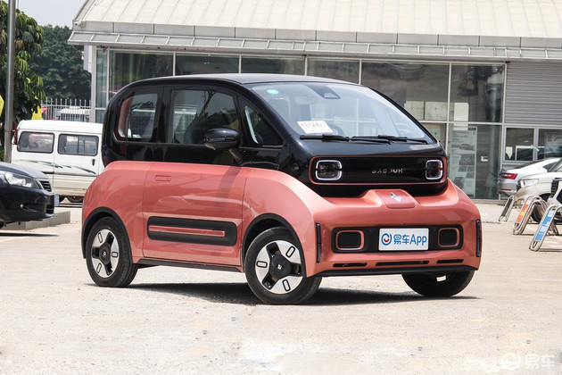 科技感十足 新宝骏E300将于6月5日正式开启预售