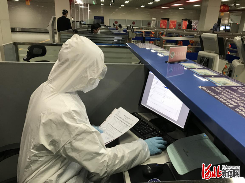 河北石家庄边检站开通复工专用窗口 助力企业快速通关