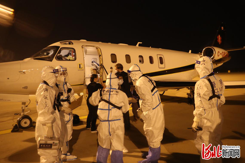 河北石家庄边检站开通复工专用窗口 助力企业快速通关