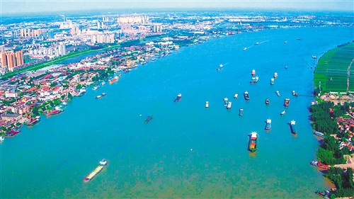 水上洗舱站为绿色航运护航