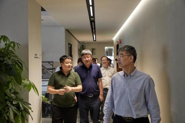 杭州市政协副主席 江干区委书记滕勇一行莅临如